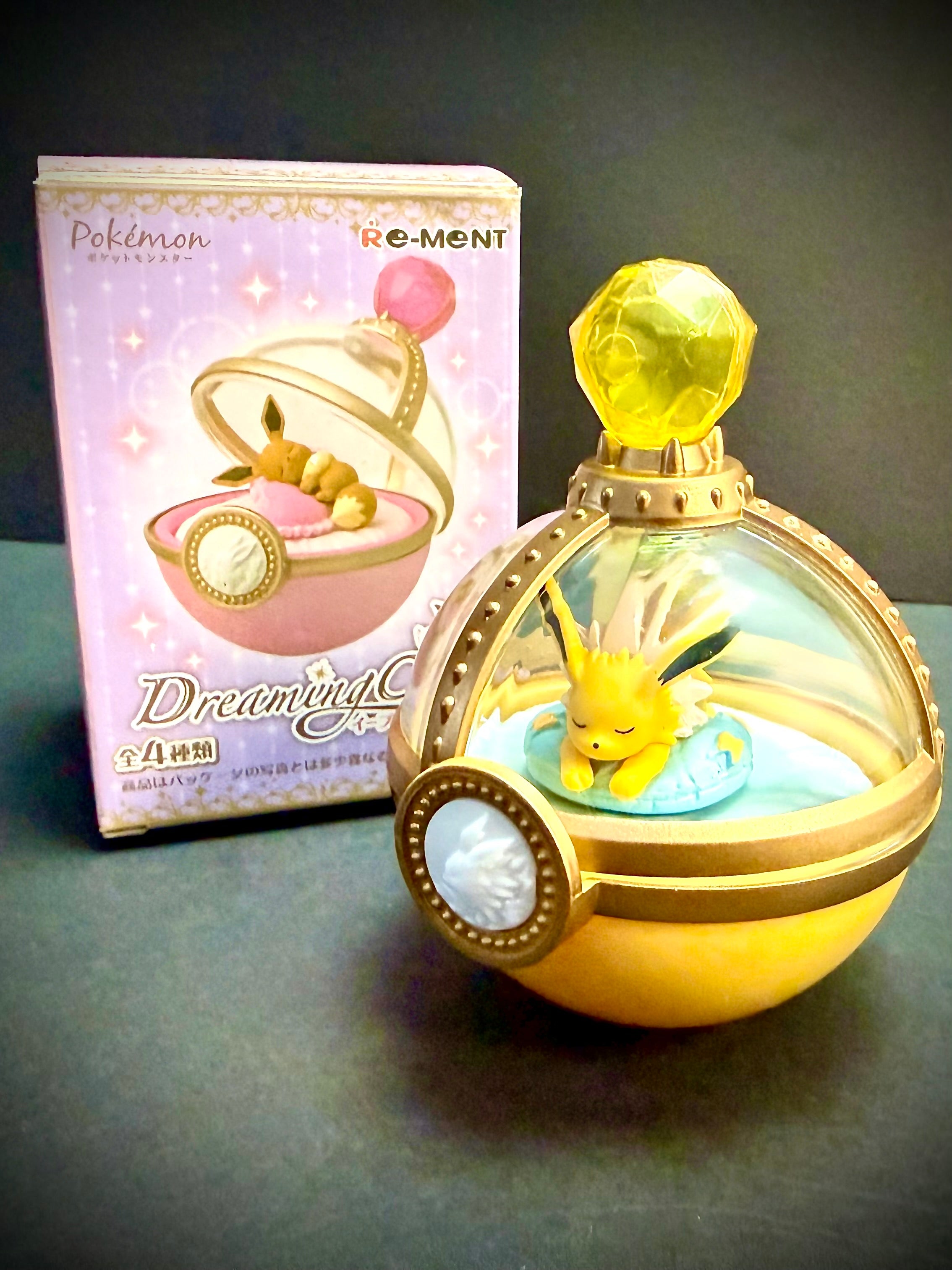 Pokemon Dreaming Case Sweet Dreams Miniature Figures