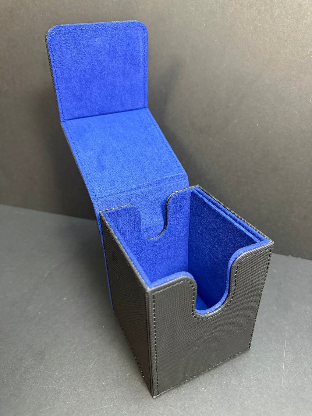 Premium Trading Card Deck Box with Commander Window