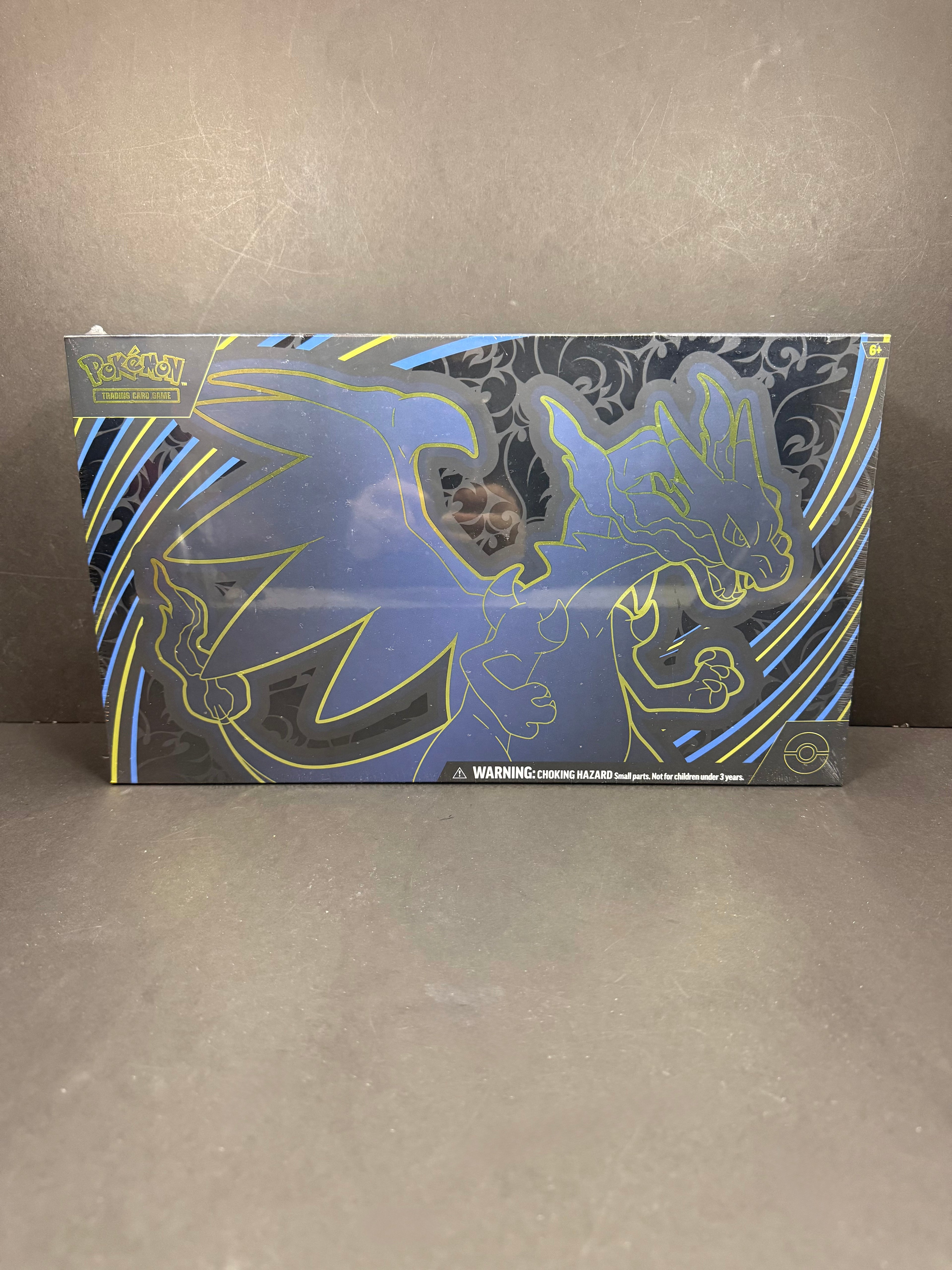 Pokemon Mega Charizard X Ex Ultra Premium Collection