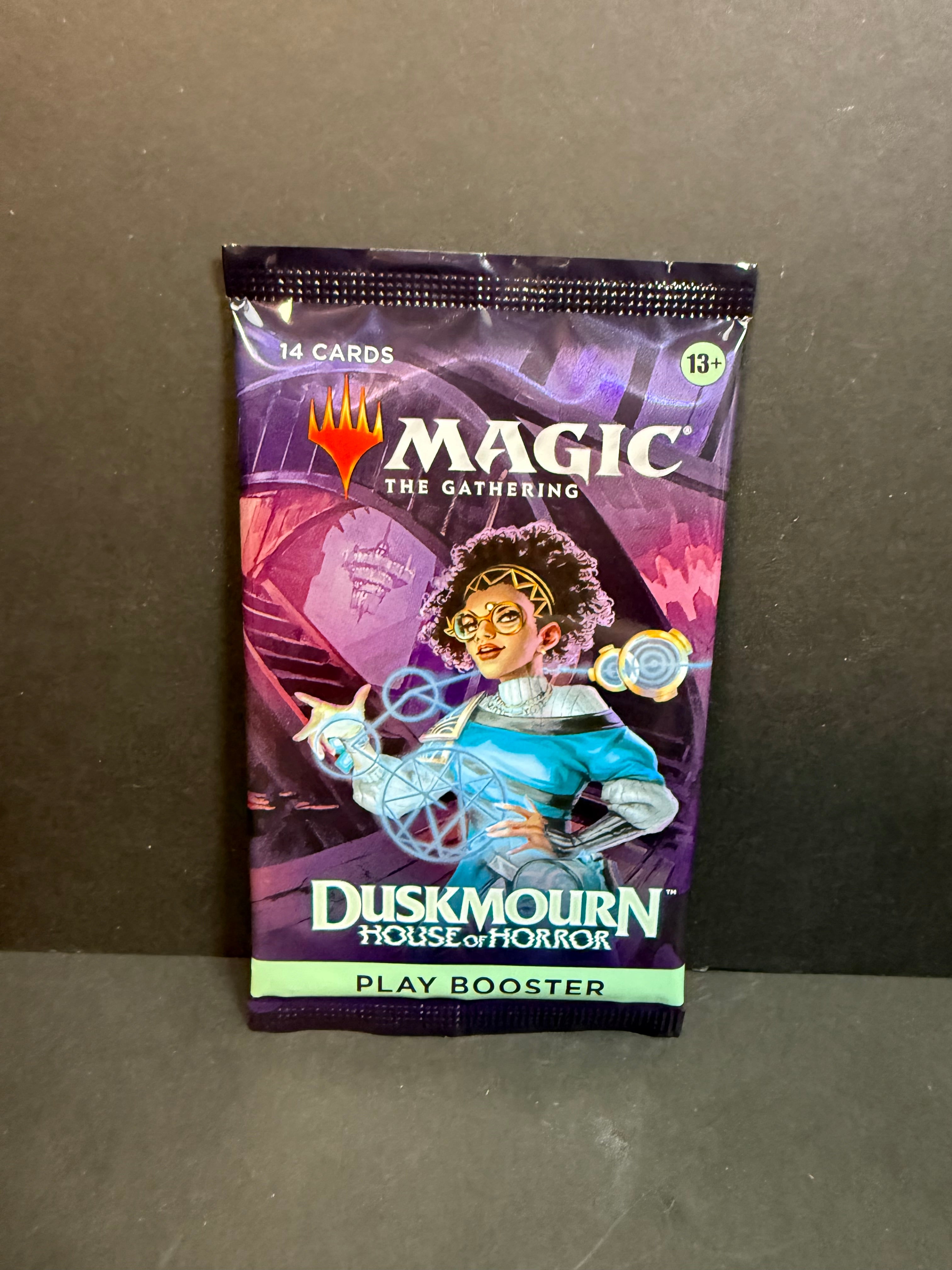 Magic the Gathering Duskmourn: House of Horror Play Booster Pack