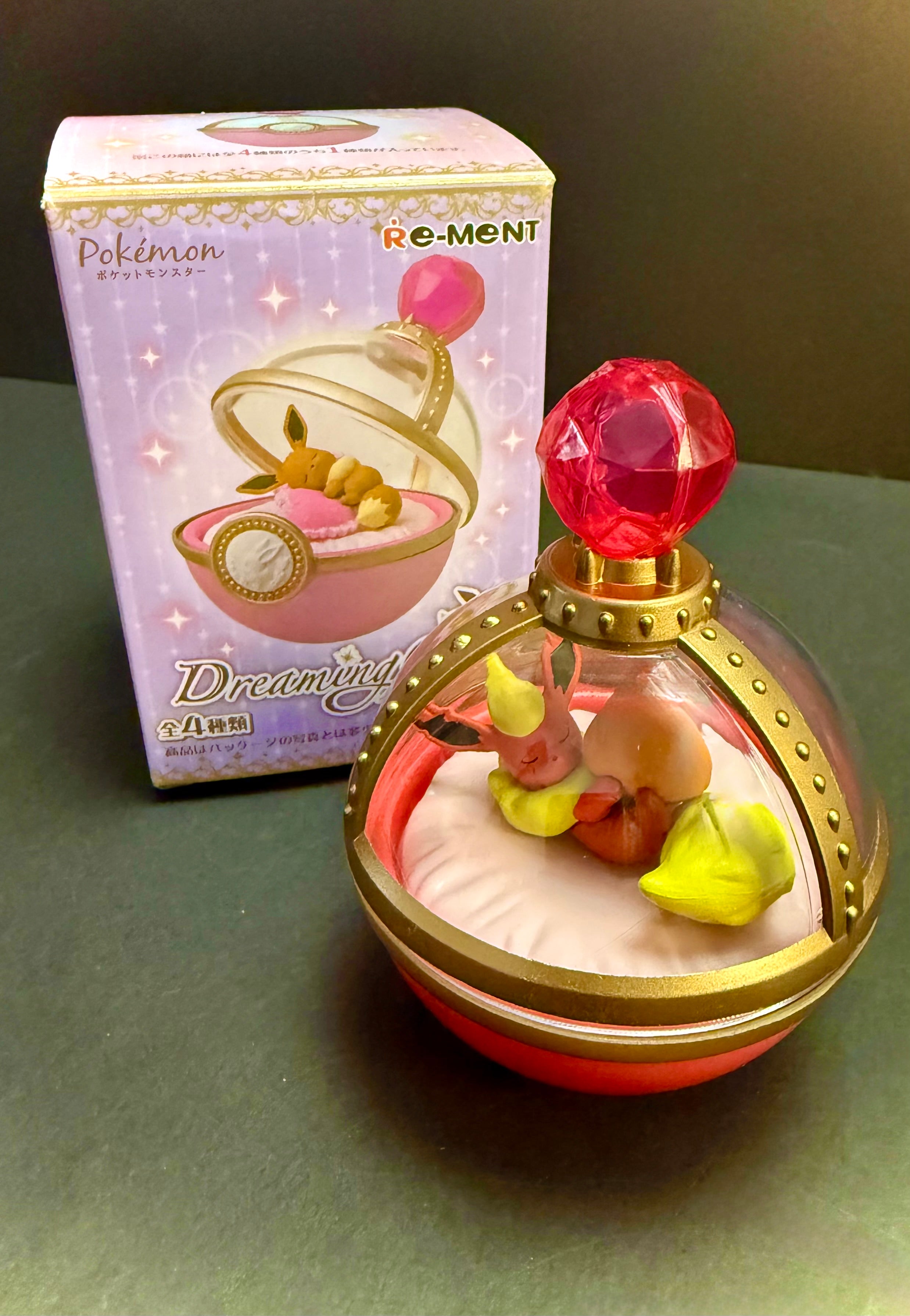 Pokemon Dreaming Case Sweet Dreams Miniature Figures