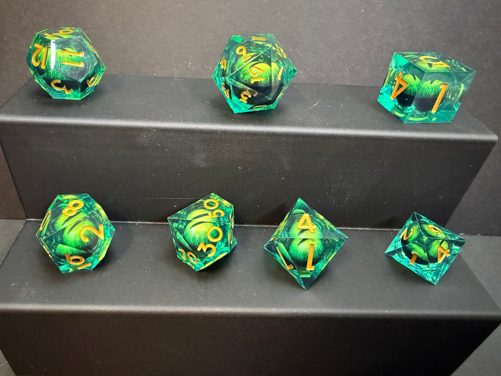 Green Monster’s Rotating Eye Resin Dice Set 7PCS