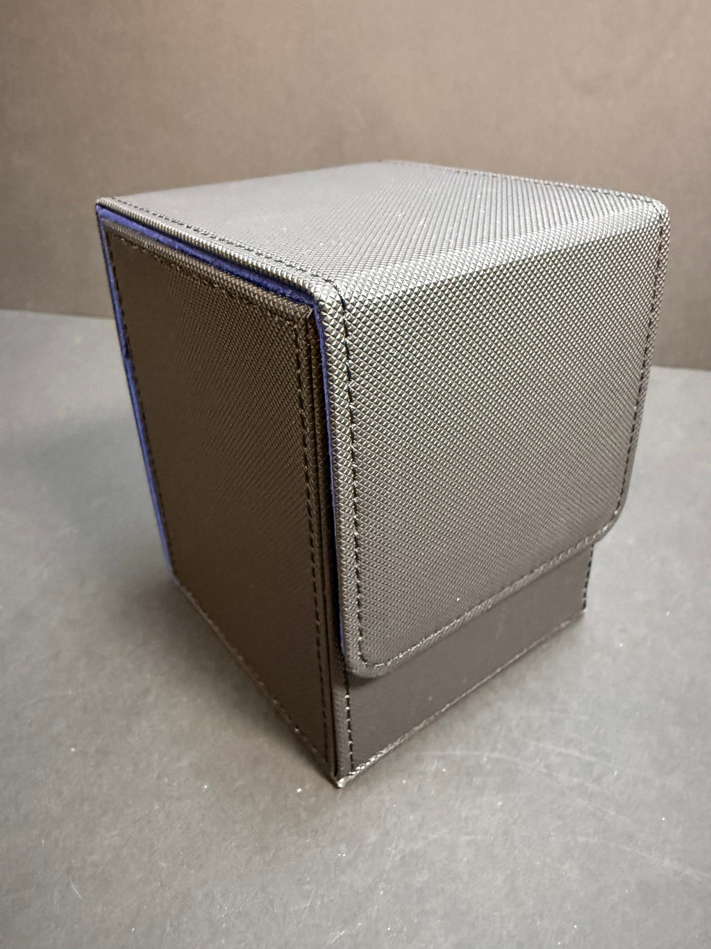 Premium Trading Card Deck Box with Commander Window