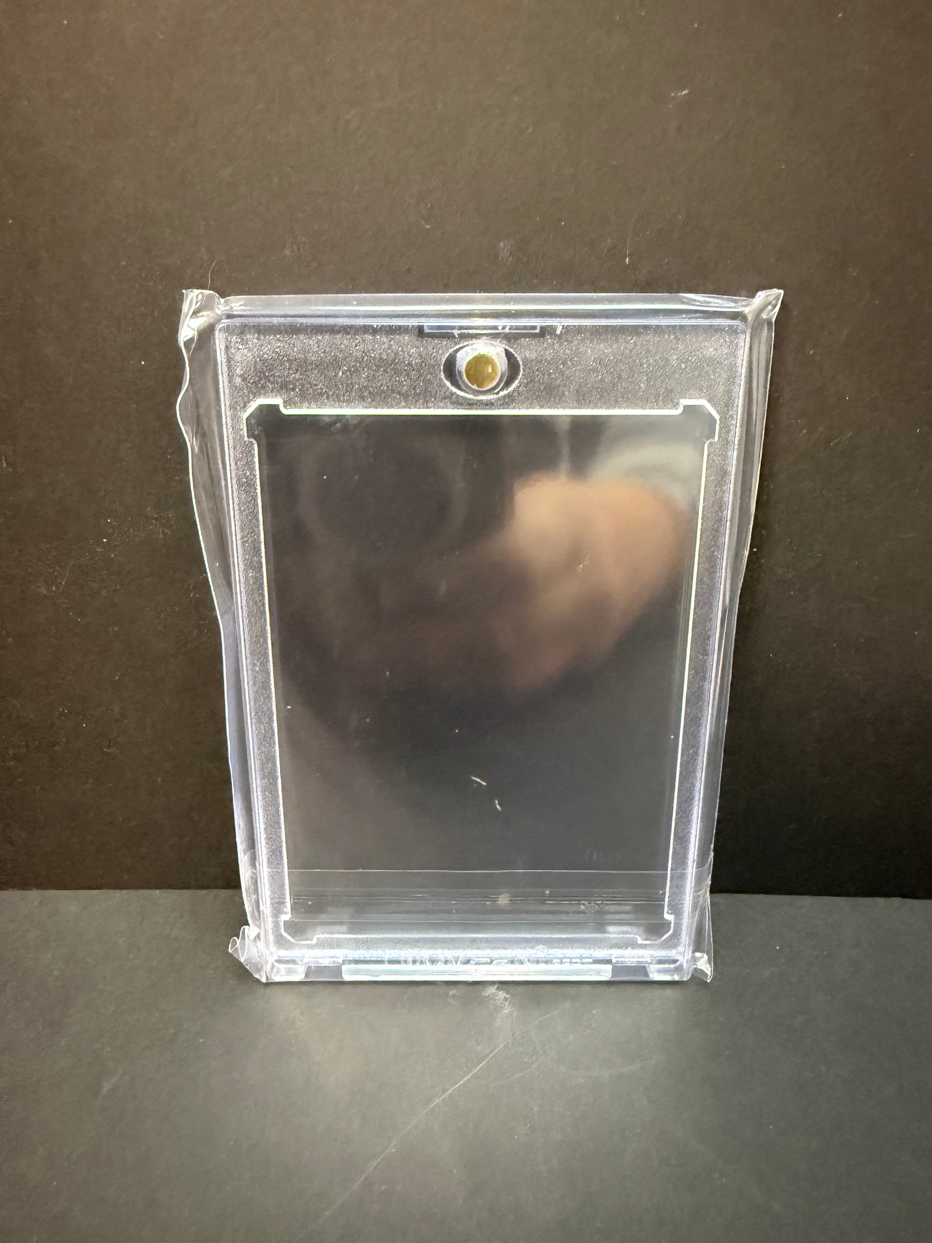 Lovfen 35 point magnetic card holder cases