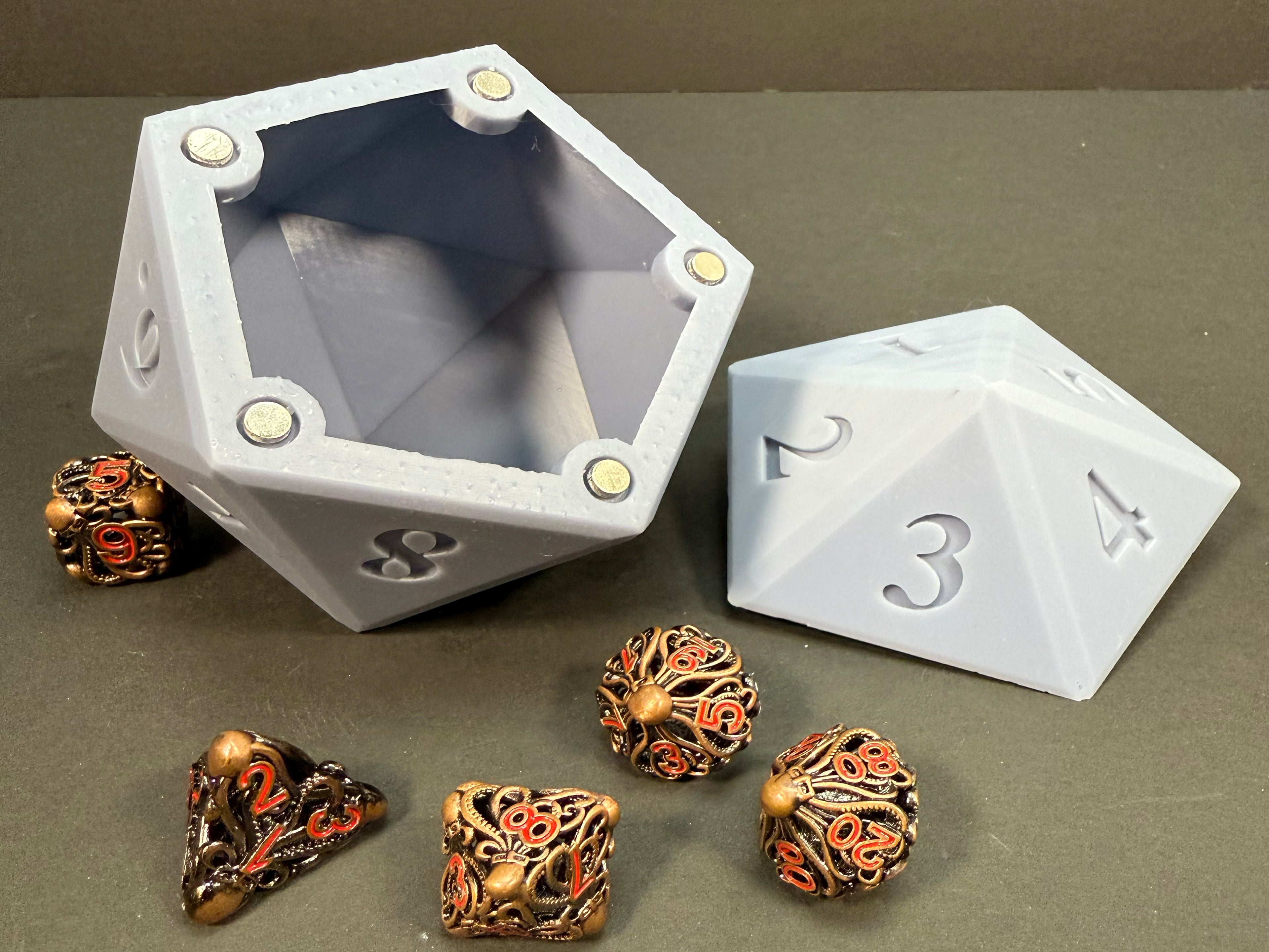 D20 Dice Box with magnetic lid