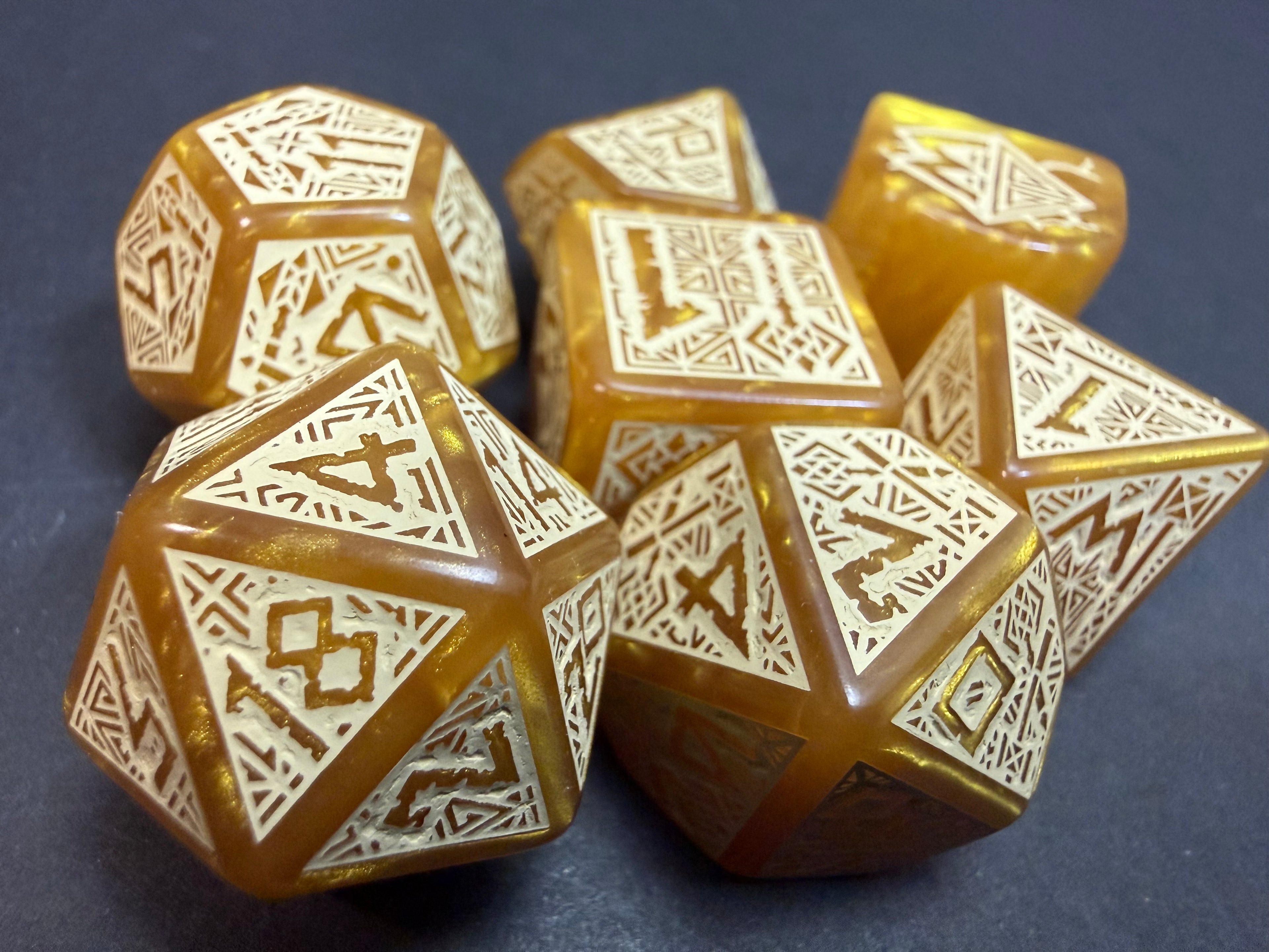 Dwarven Dice Set - Gold Q-Workshop