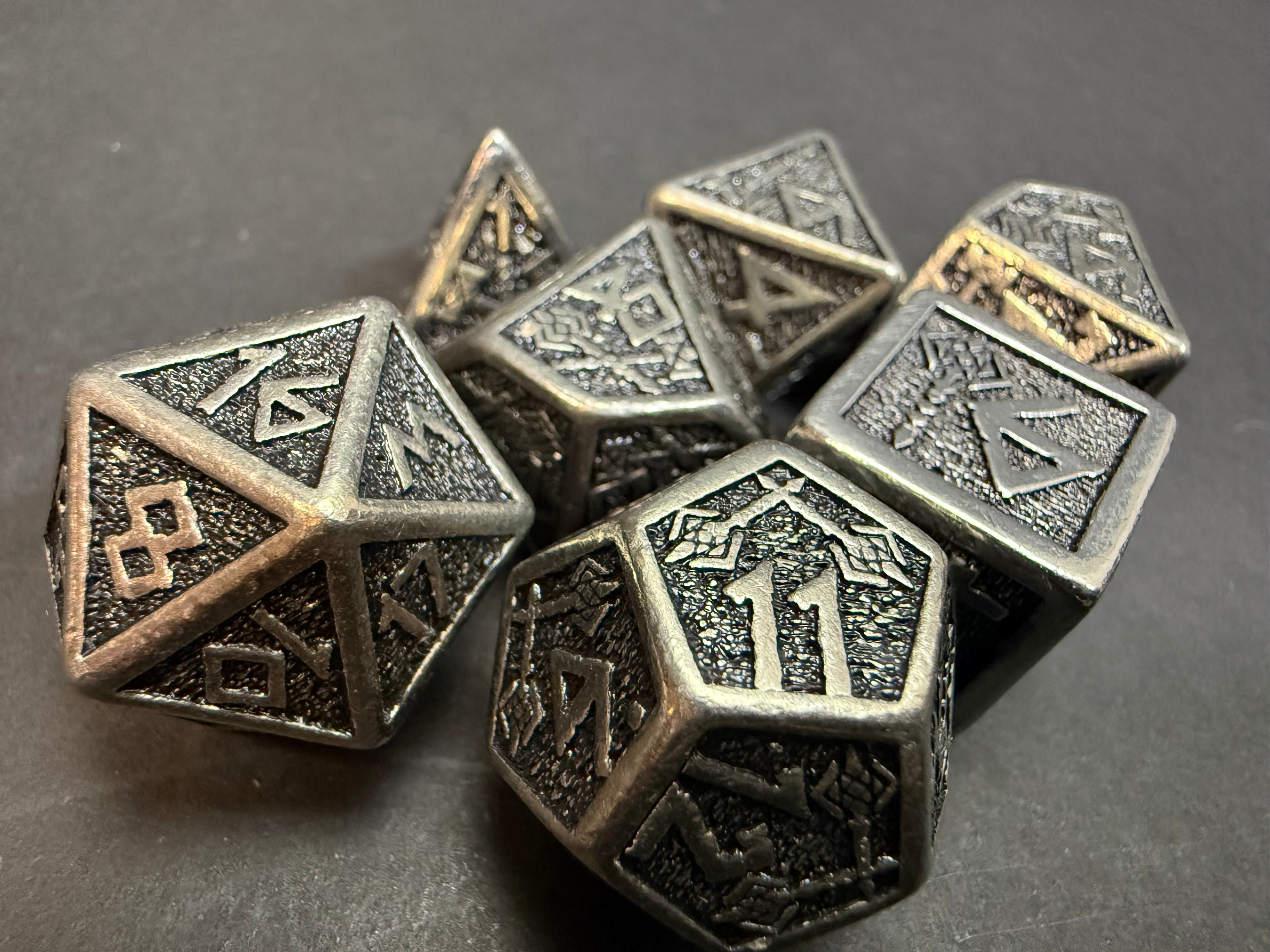 Premium Dwarven Dice Set - Metal Q-Workshop