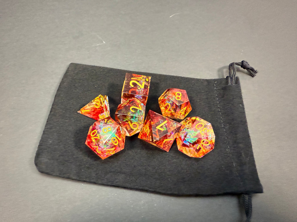 Red & Gold Sharp Edge Resin Dice Set 7PCS