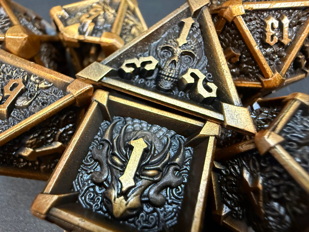 Gold & Black Metal Dragon & Skull Dice Set 7PCS