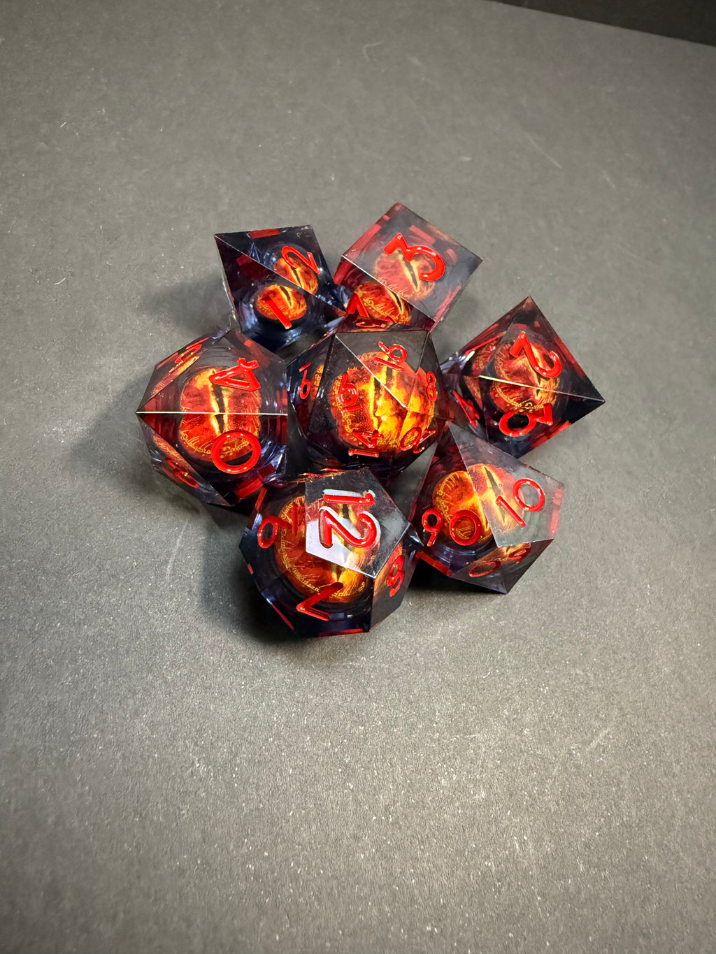 Eye of Sauron Lord of the Rings Red & Black Dice Set 7PCS