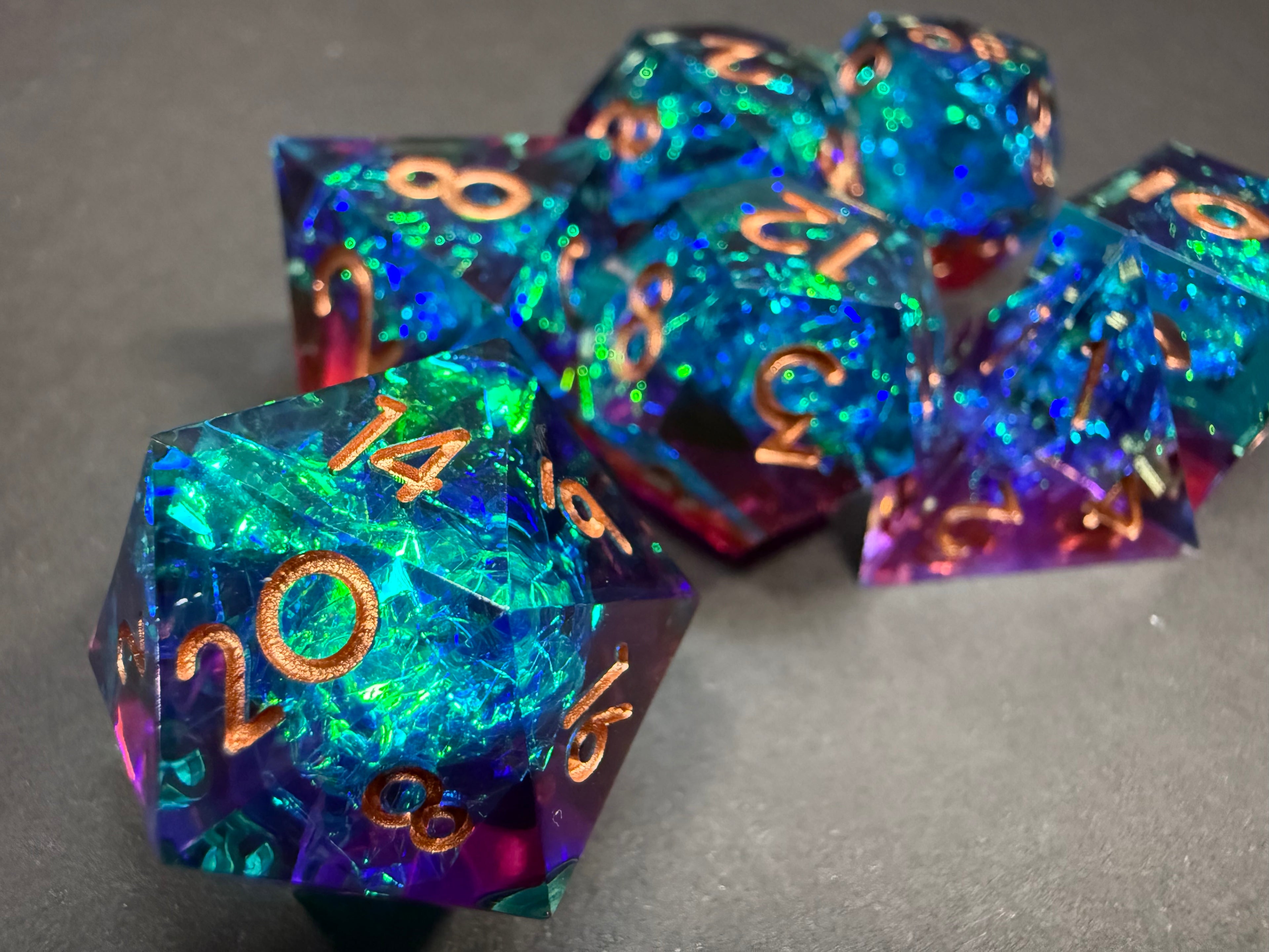 Blue/Pink & Gold Sharp Edge Resin Dice Set 7PCS