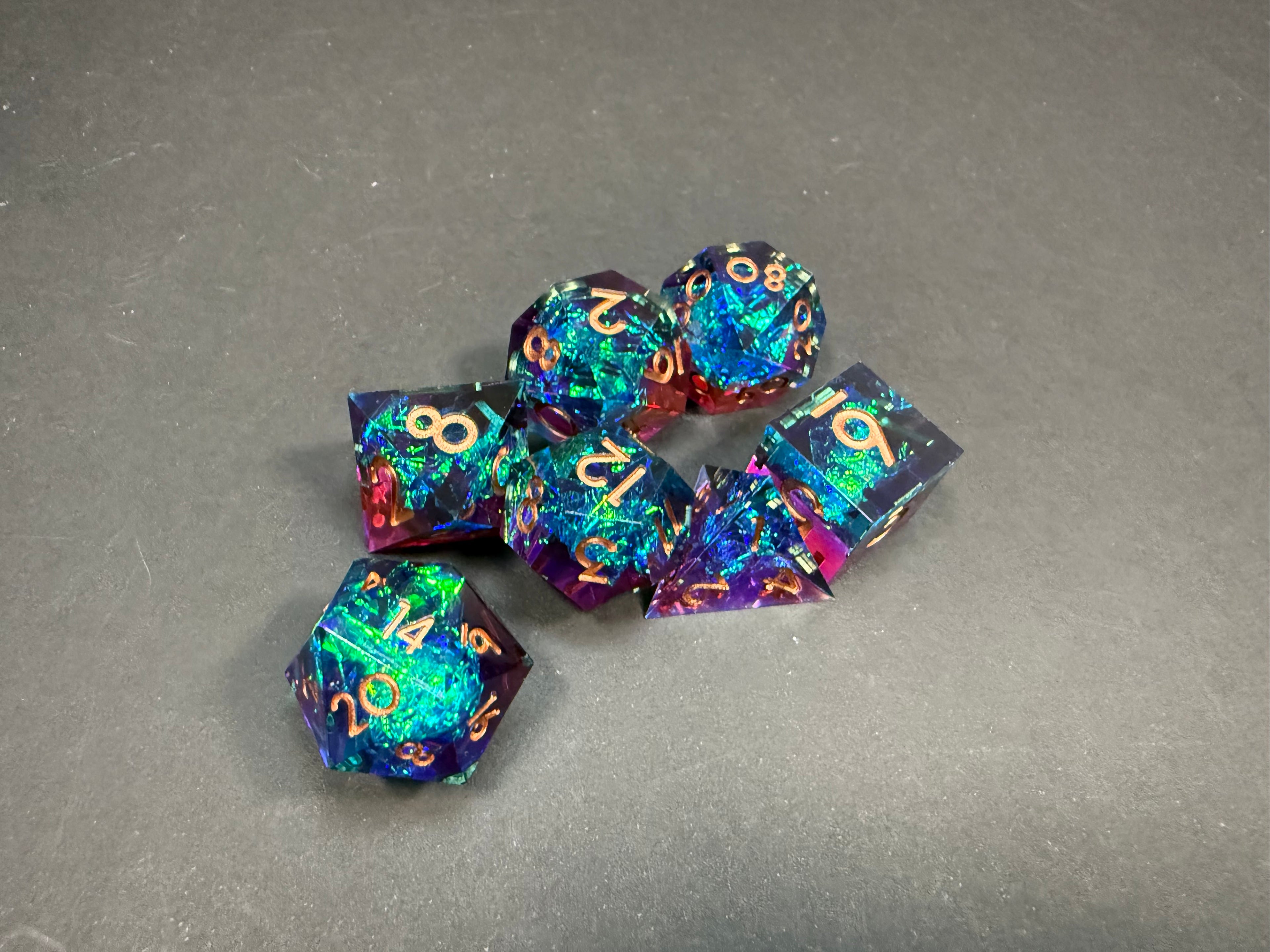 Blue/Pink & Gold Sharp Edge Resin Dice Set 7PCS