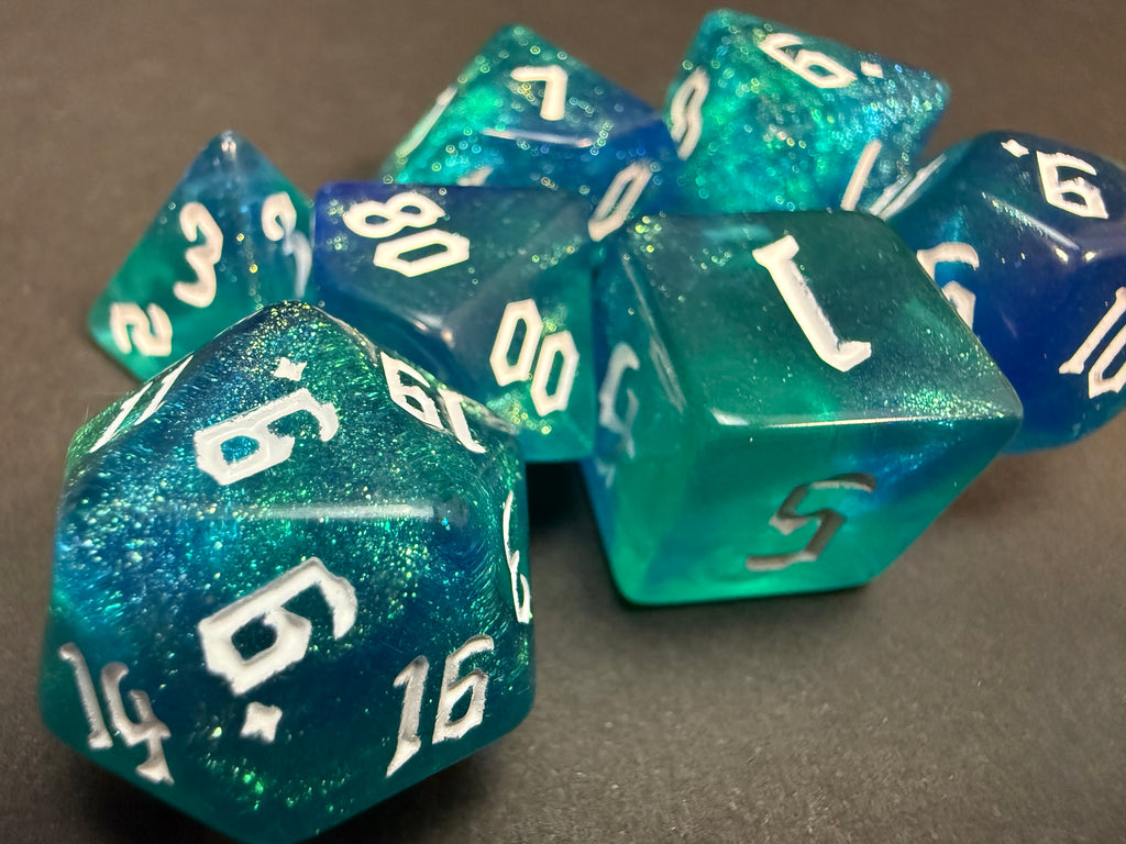 Resin Dice Set 7PCS (choice of colours)