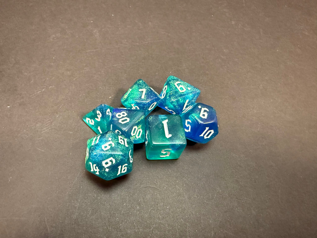 Resin Dice Set 7PCS (choice of colours)