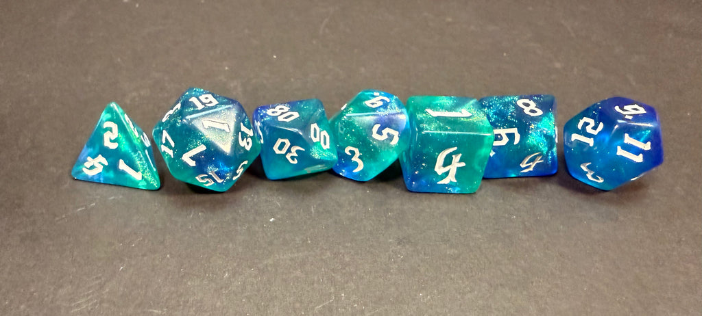 Resin Dice Set 7PCS (choice of colours)