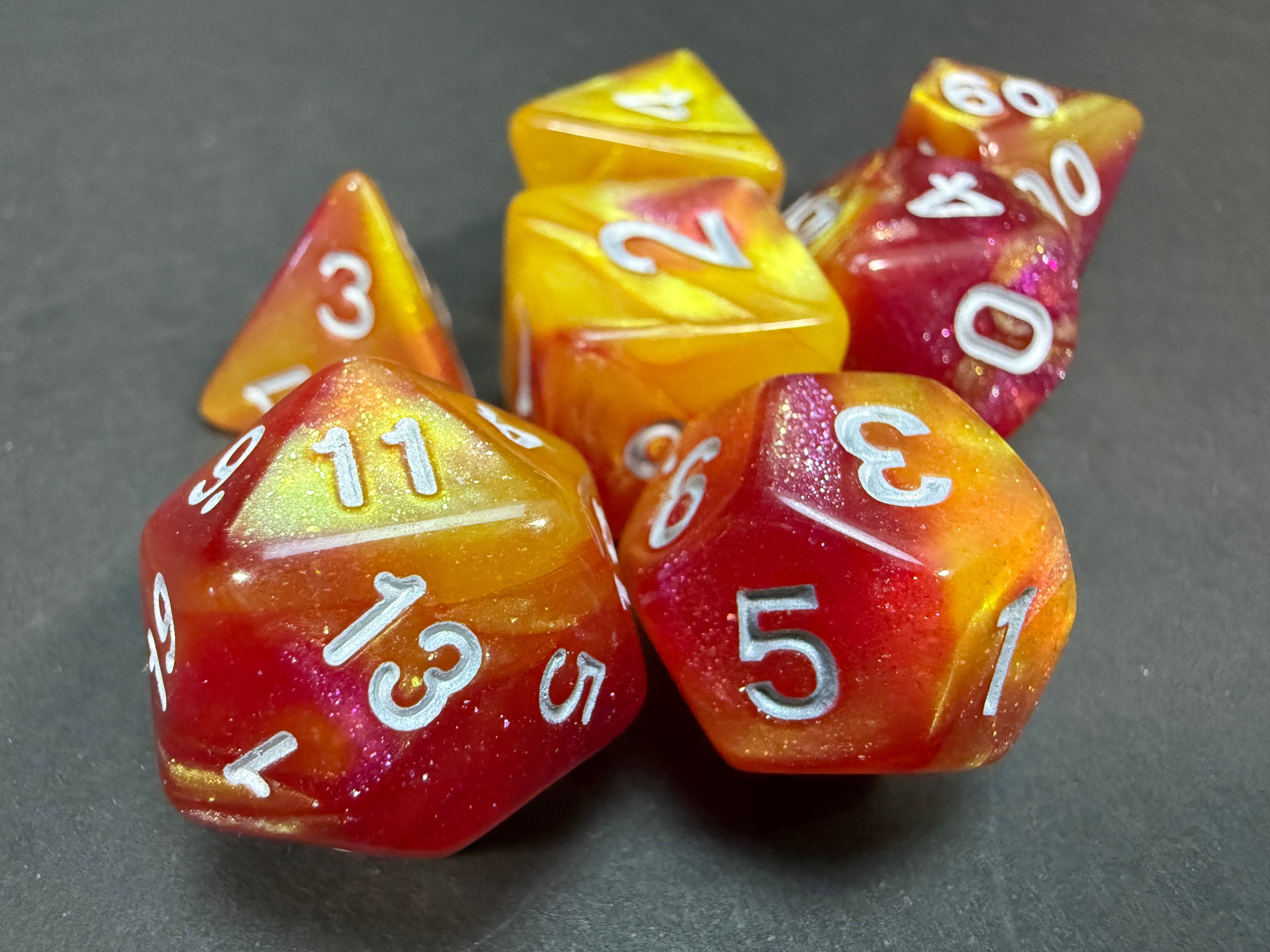 Resin Dice Set 7PCS (choice of colours)