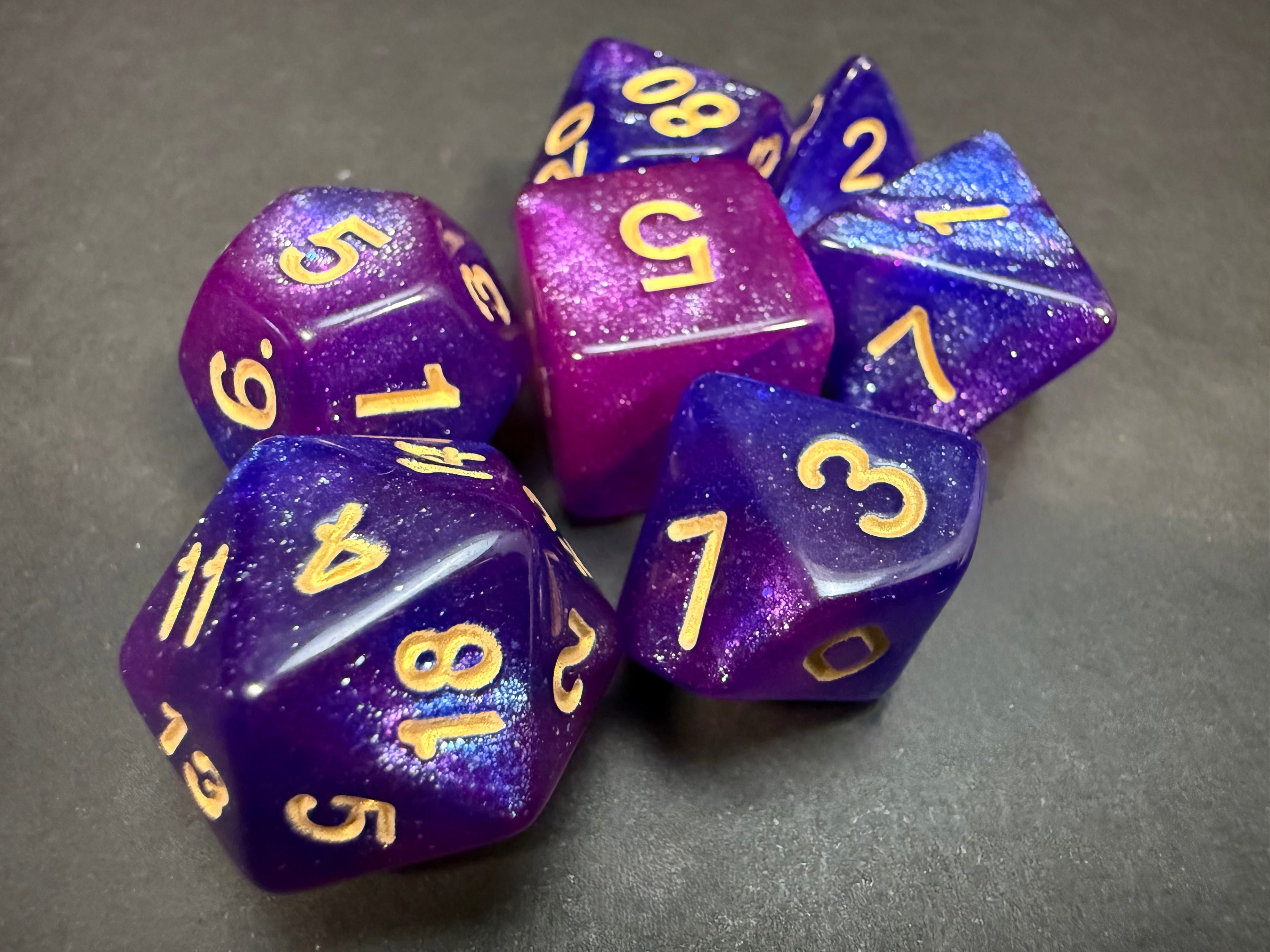 Resin Dice Set 7PCS (choice of colours)