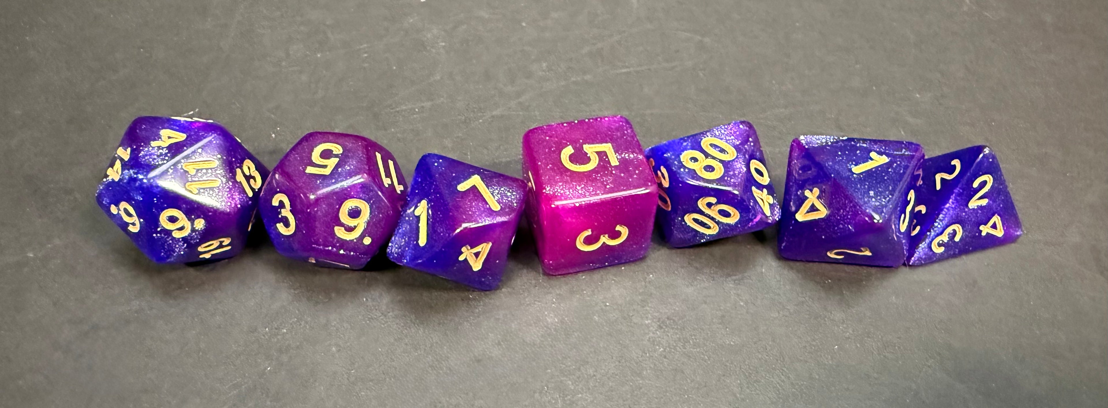 Resin Dice Set 7PCS (choice of colours)