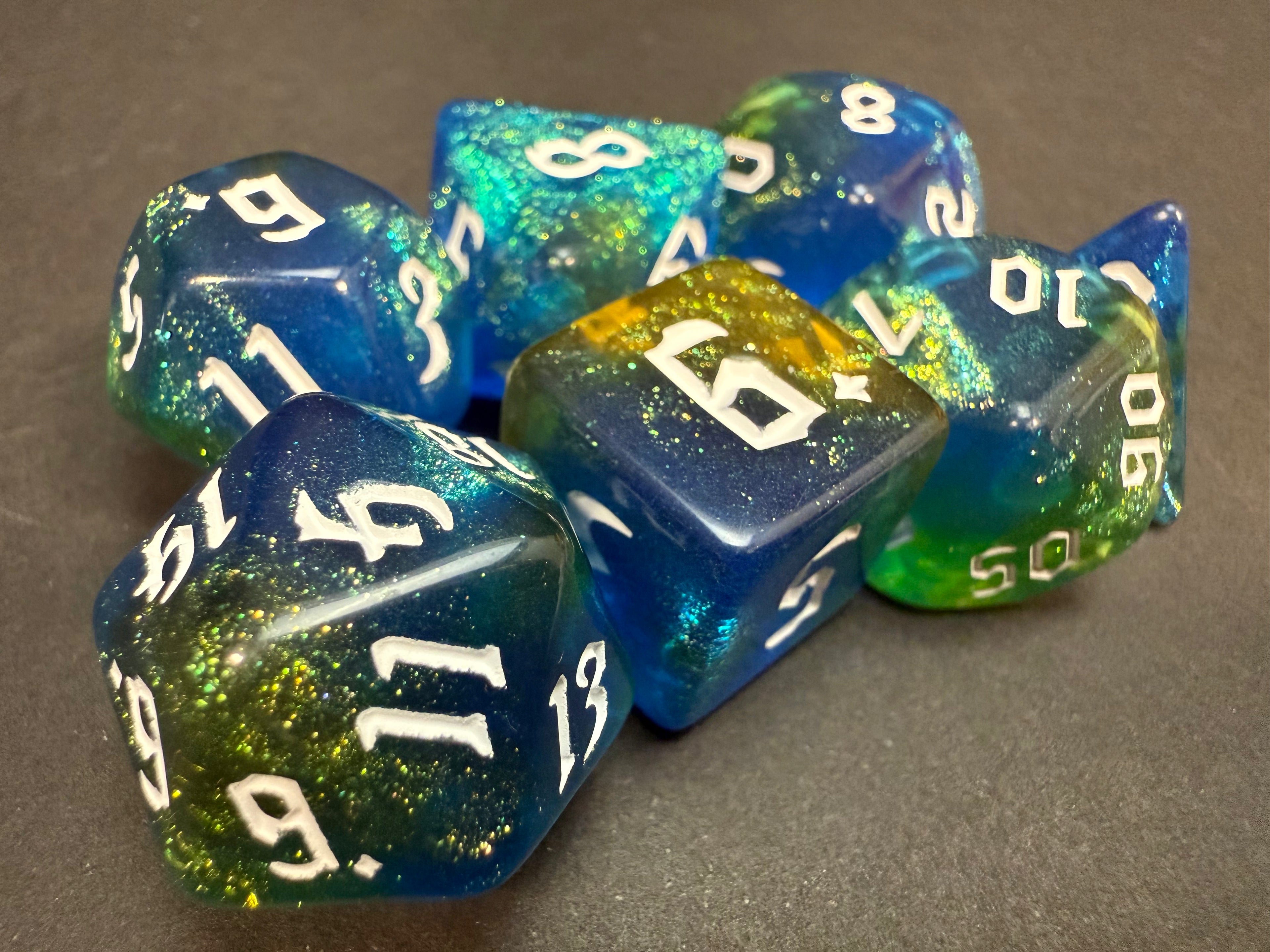Resin Dice Set 7PCS (choice of colours)