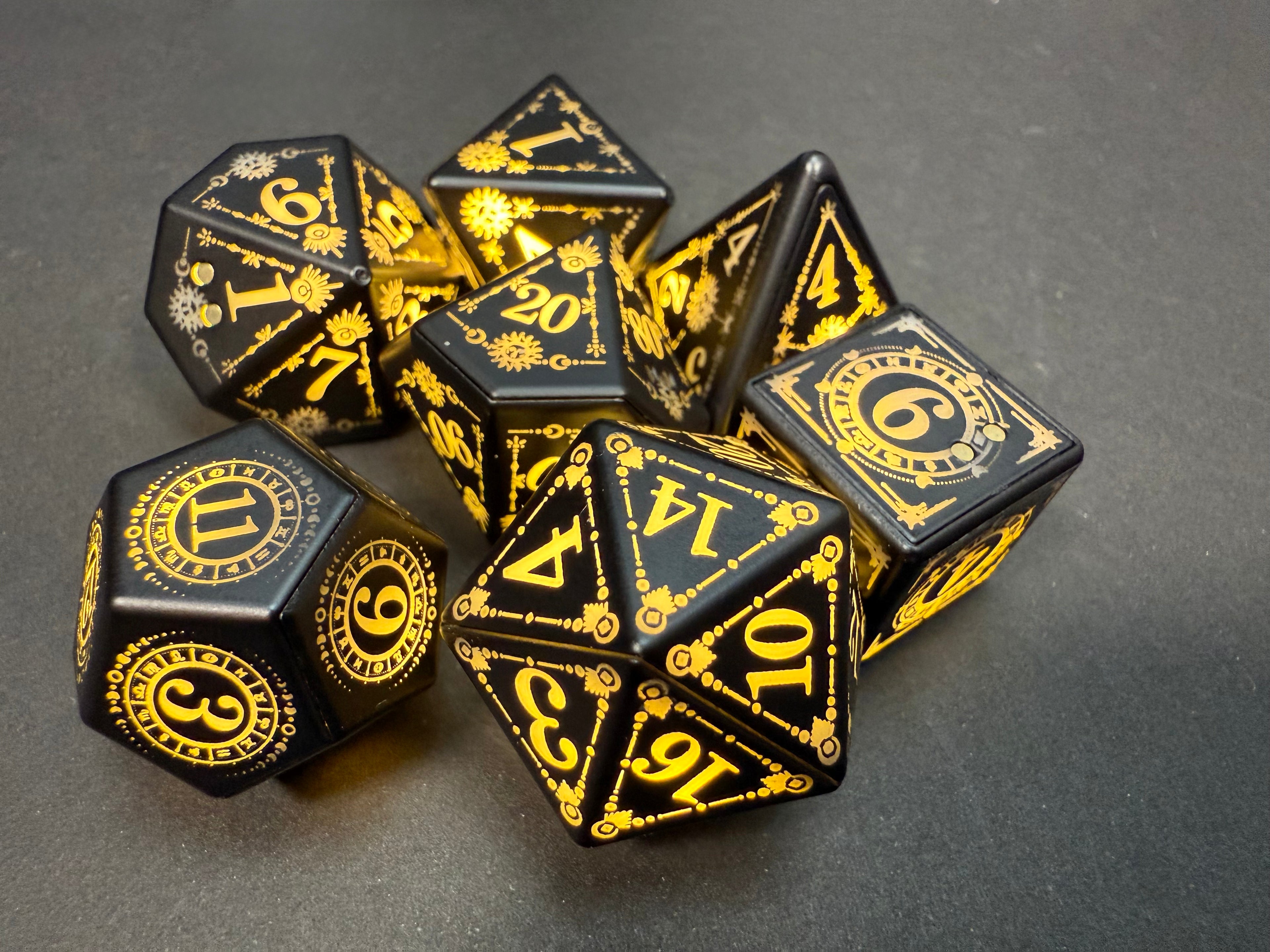 LED Light Up Rechargeable DnD Dice Set 7PCS