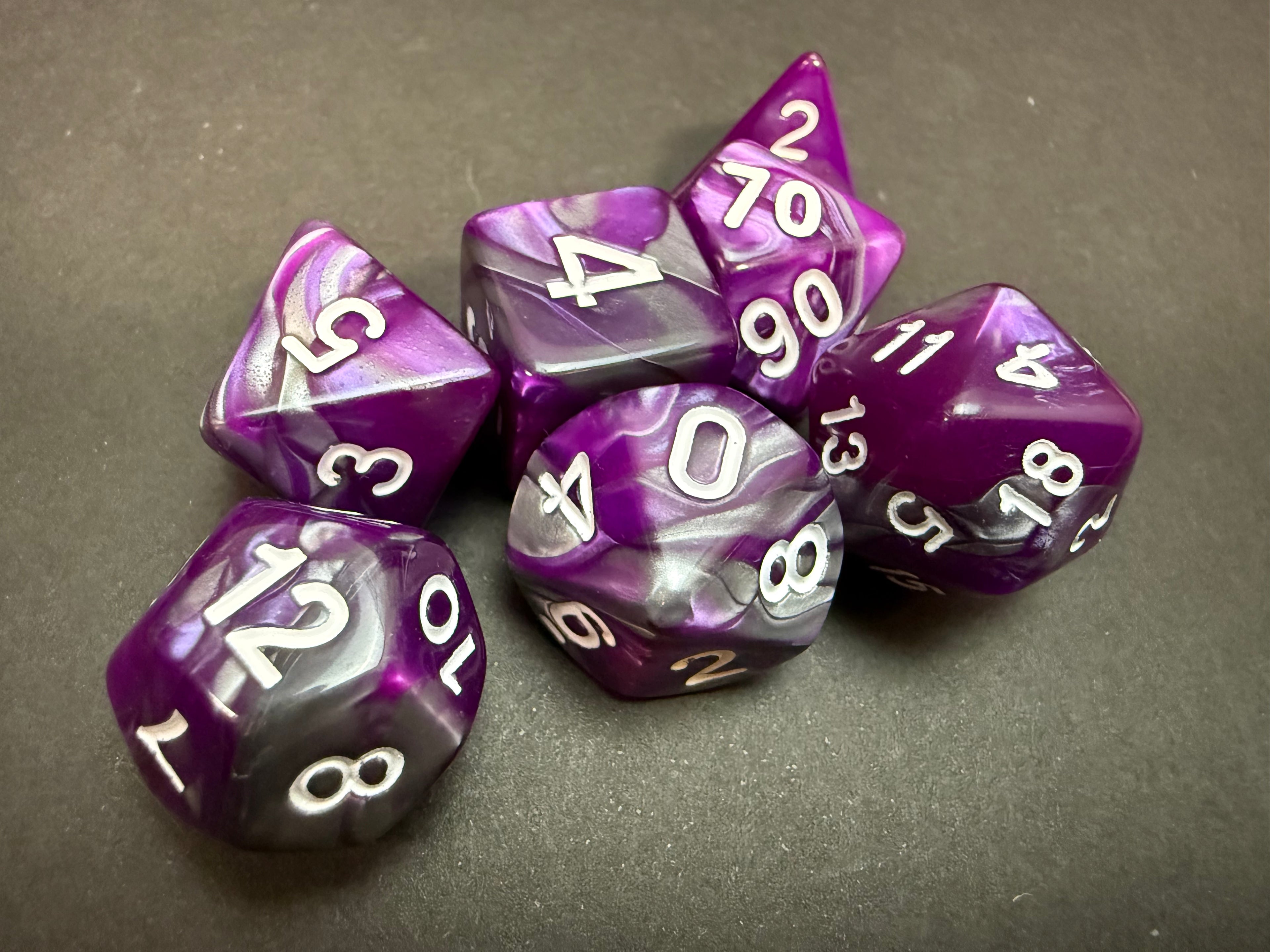 Test Tube Resin Dice Set 7PCS (choice of colours)