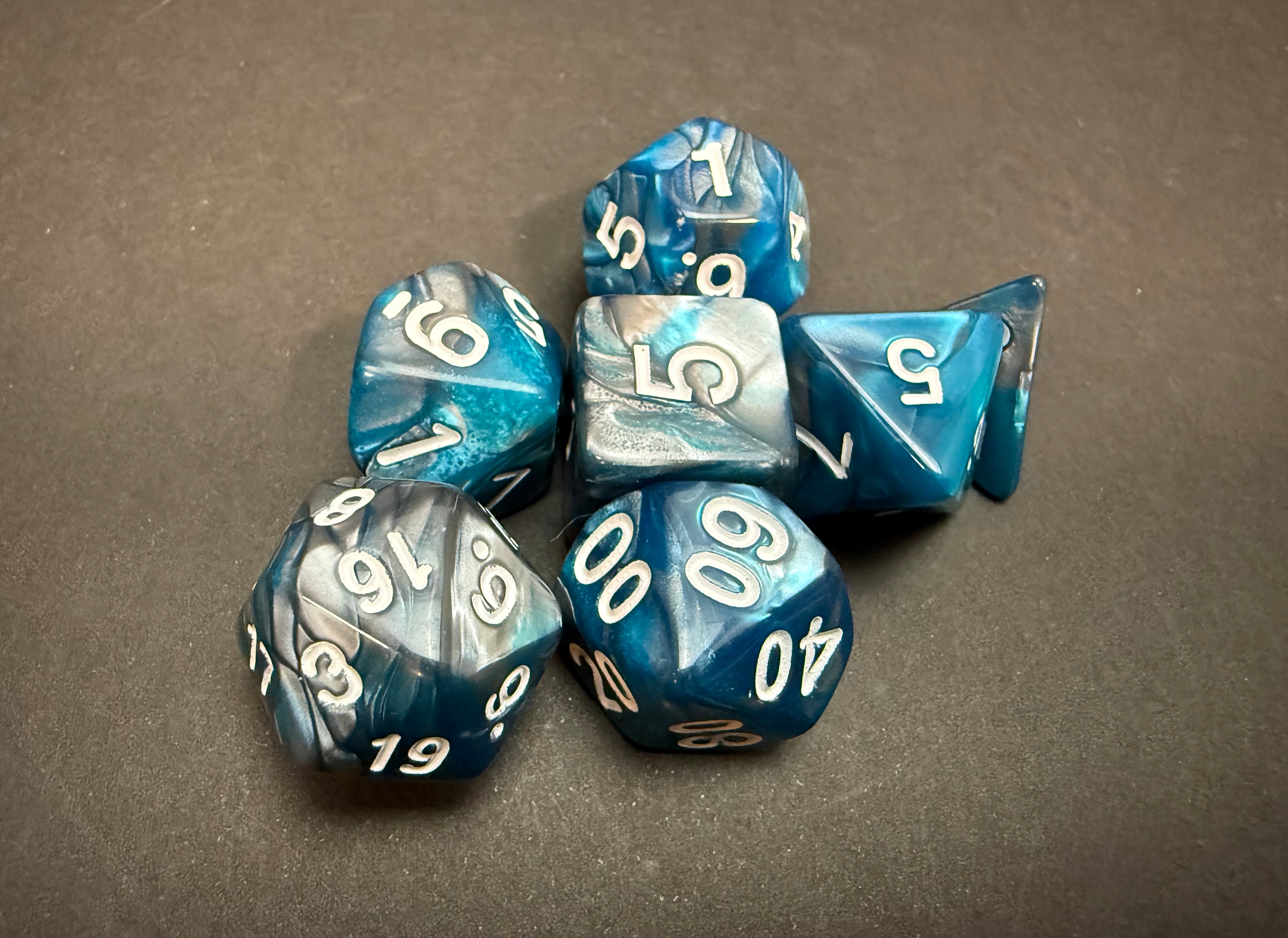 Test Tube Resin Dice Set 7PCS (choice of colours)