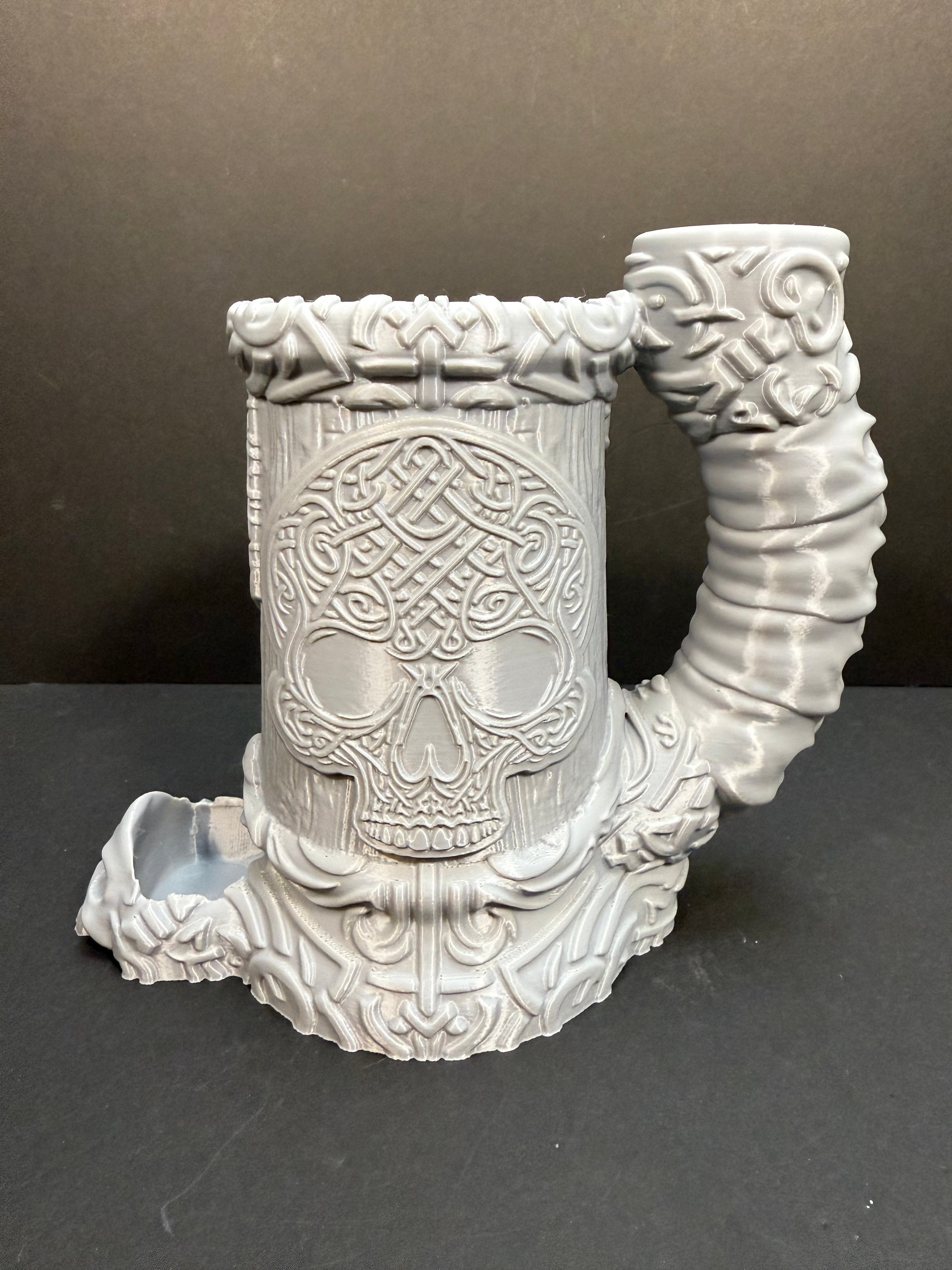 Skull Tankard Dice Thrower/Can holder