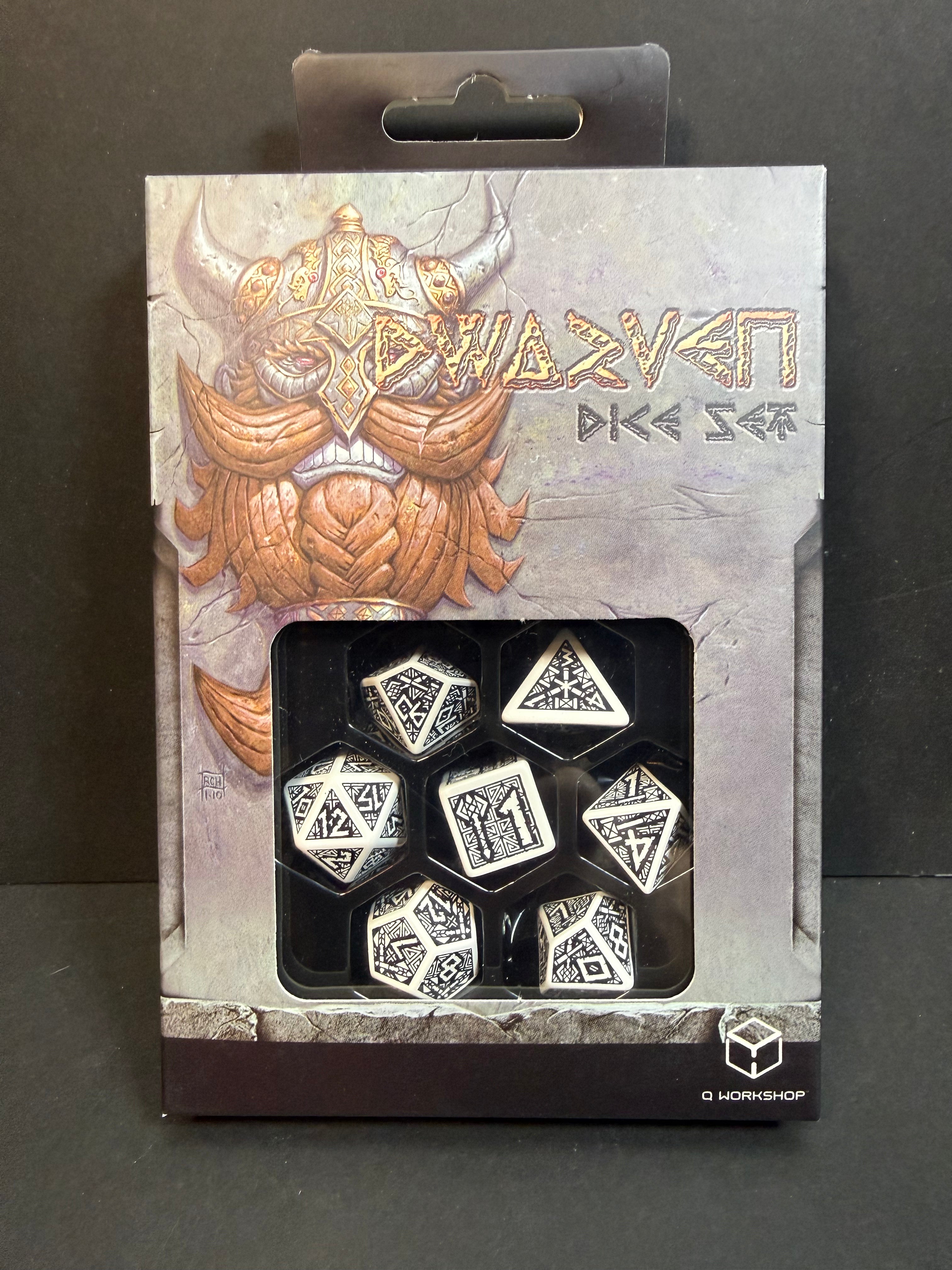 Dwarven Dice Set - White & Black Q-Workshop